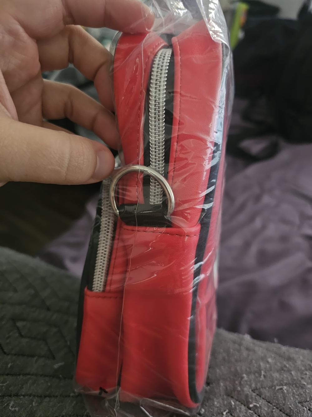 Mickey Mouse Crossbody Bag - Picture 3 of 5